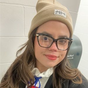 Meet your Posher, Lucia